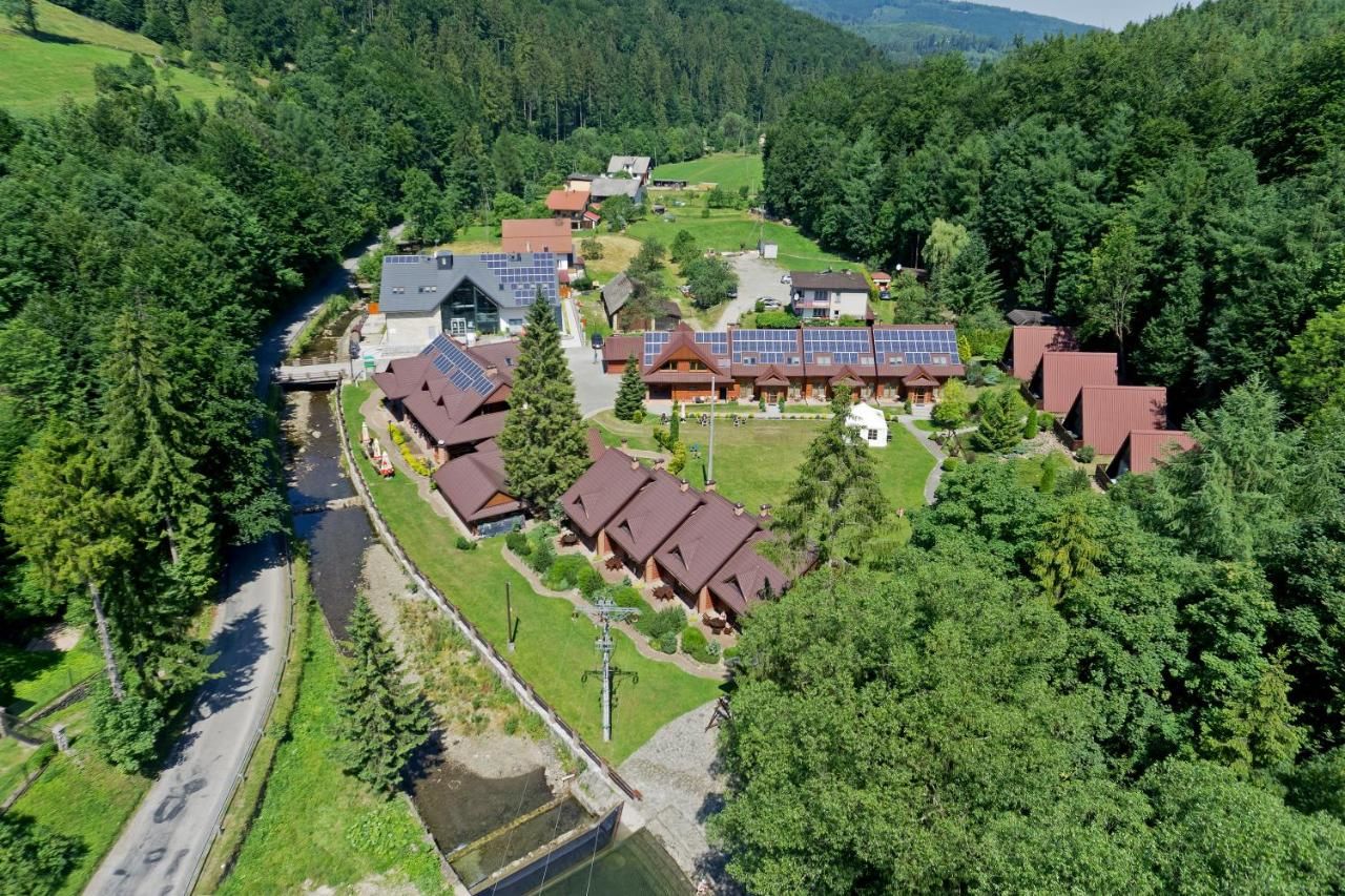 Курортные отели Dolina Leśnicy SKI & SPA Resort Бренна-8