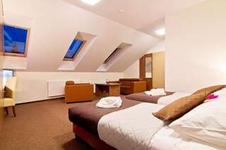 Курортные отели Dolina Leśnicy SKI & SPA Resort Бренна Улучшенный двухместный номер с 1 кроватью-1